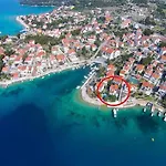 Delux Hedonica Apartman